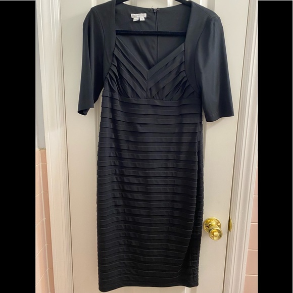 London Times Dresses & Skirts - London Times LBD